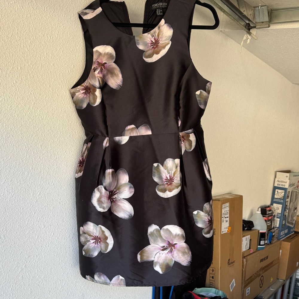 Forever 21 Black Floral Mini Dress